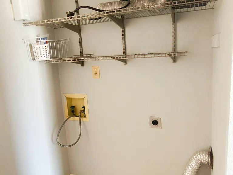 4249 Driscoll Dr — Photo 12