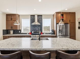 4051 Fisher Lake Drive, Redwood Valley, CA 95470