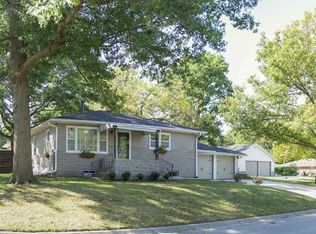 3845-3825 Smith St, Lincoln, NE 68506