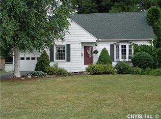 126 Castle Rd, North Syracuse, NY 13212