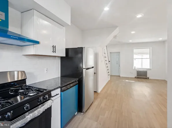2930 N Bailey St, Philadelphia, PA 19132