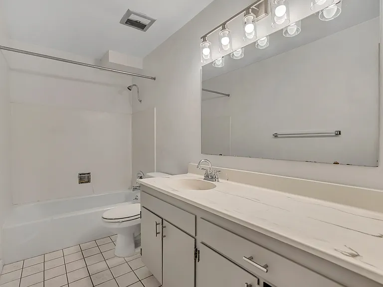 1431 Arthur Dr #1 — Photo 14