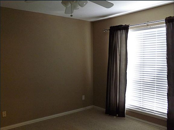 3rd image of 18800 Egret Bay Blvd APT 107