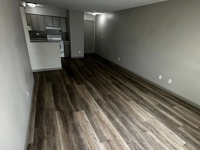 810 Payton Ave — Photo 10