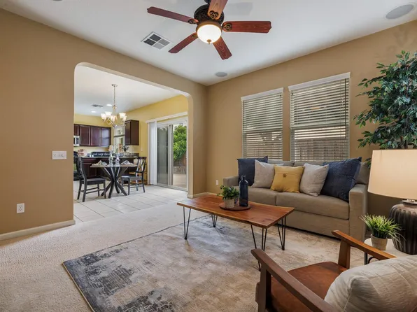 1447 Summerwind Ln, Manteca, CA 95337