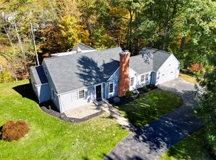 36625 Jackson Rd, Moreland Hills, OH 44022