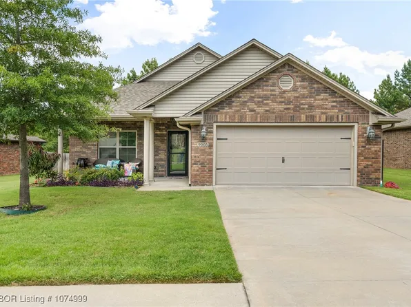 9005 Gracie Ln, Fort Smith, AR 72916