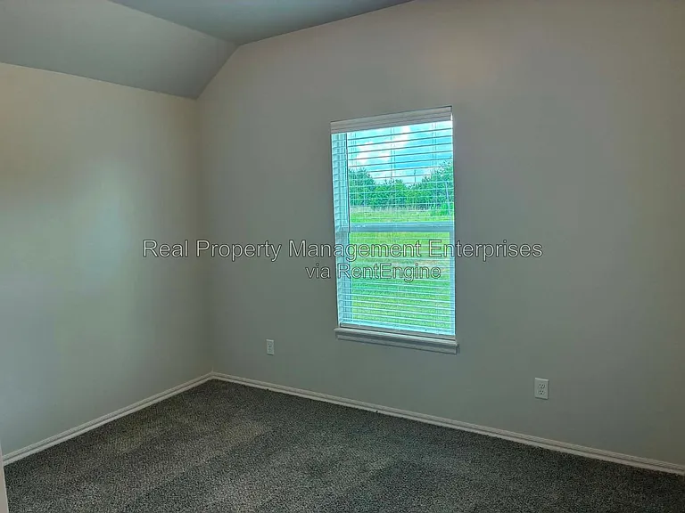 343751 E 870th Rd — Photo 13