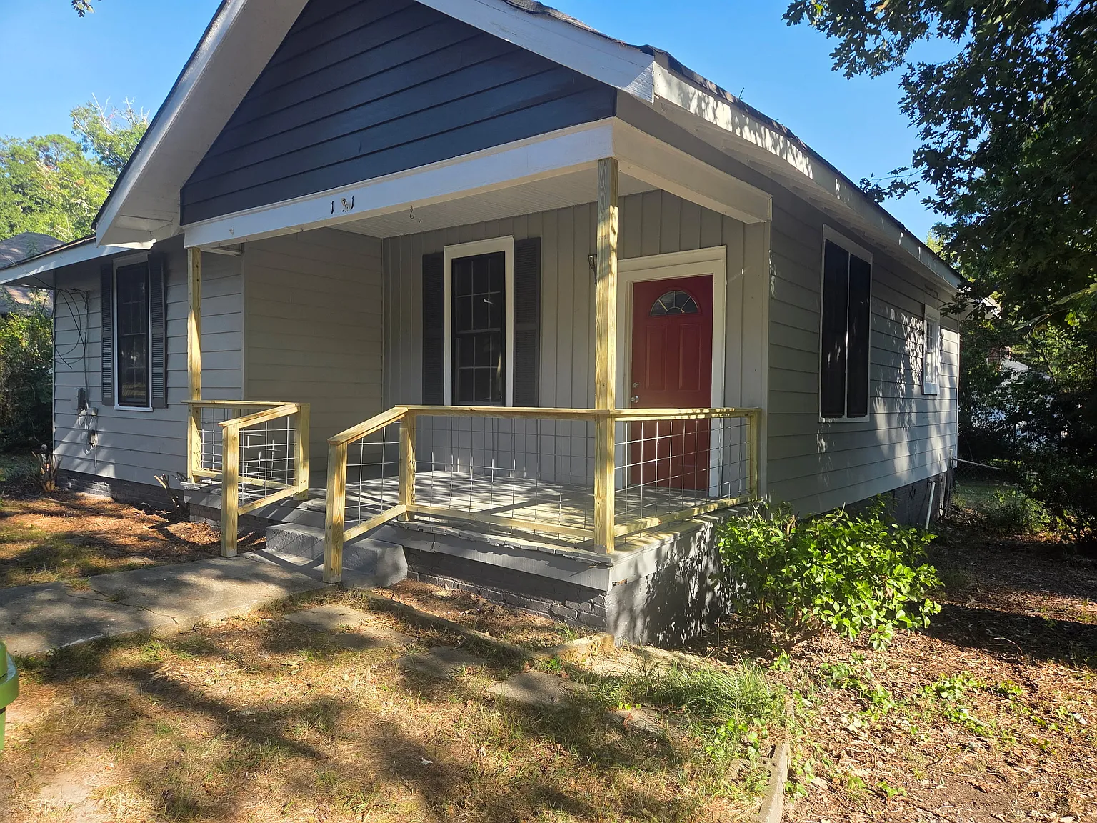 2 bed, 1092 sqft, $1,300 — Photo 1