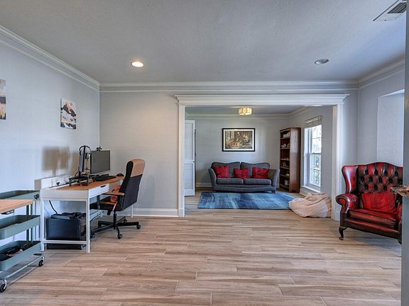 5th image of 2315 Blue Water Ln