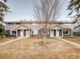 423 S Regal Park NE, Calgary, AB T2E0S6