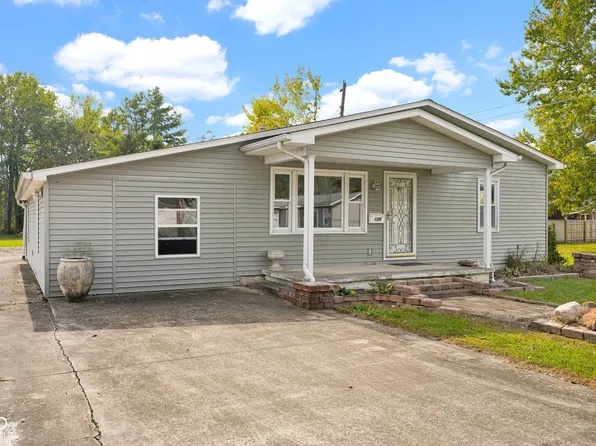 105 Lincoln St, North Vernon, IN 47265