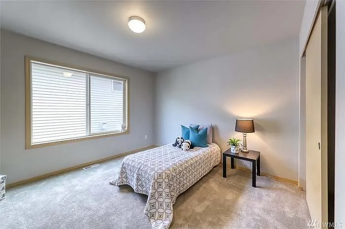 21242 Brevik Pl NW — Photo 9