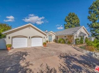 16131 Royal Oak Rd, Encino, CA 91436