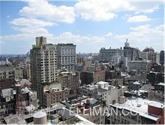 Rented by Douglas Elliman | media 21