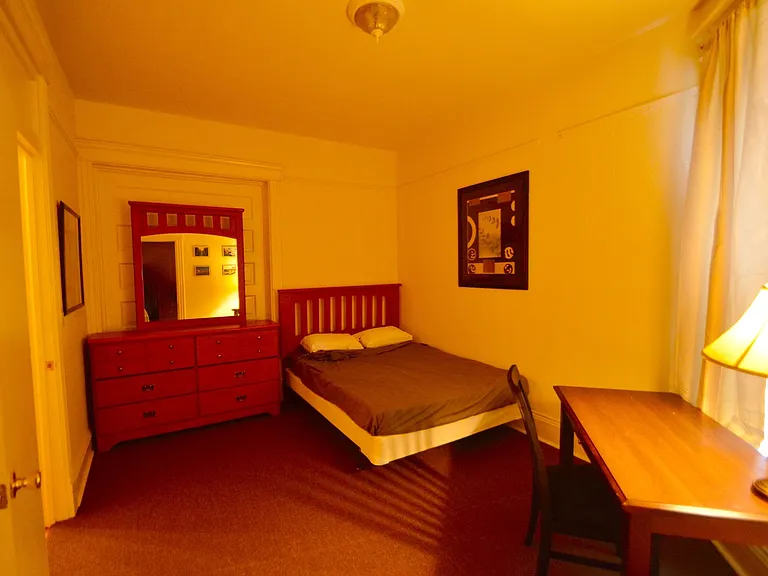 2126 N Sheffield Ave #4 — Photo 13