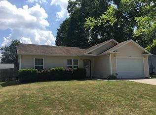 605 W Rigdon St, Carbondale, IL 62901