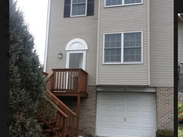 21 Briarwood Way #21, Clarks Summit, PA 18411