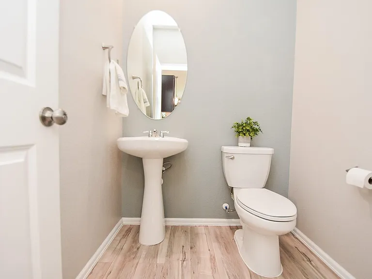 22707 Bolanzo Ln — Photo 24