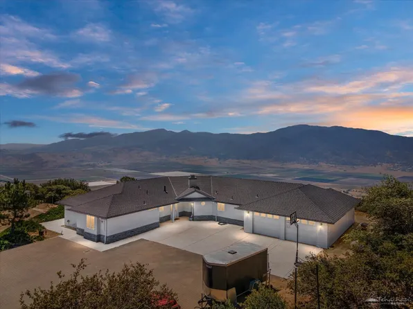 28100 Skyline Dr, Tehachapi, CA 93561