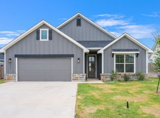 424 Brazos Bnd, Somerville, TX 77879