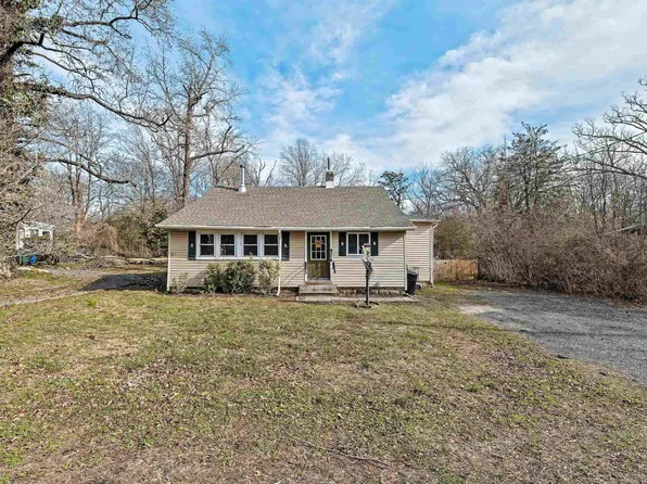 437 Darmstadt Ave, Egg Harbor City, NJ 08215