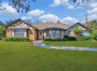 3916 Perkins Rd, Arlington, TX 76016