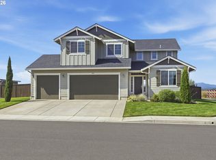 1497 Gladiola Dr, Junction City, OR 97448