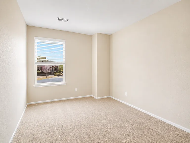 5775 Danube St — Photo 15