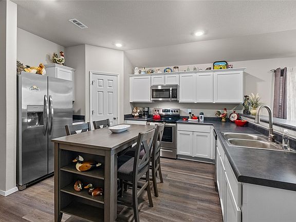 4th image of 3609 N Scarlet Ln