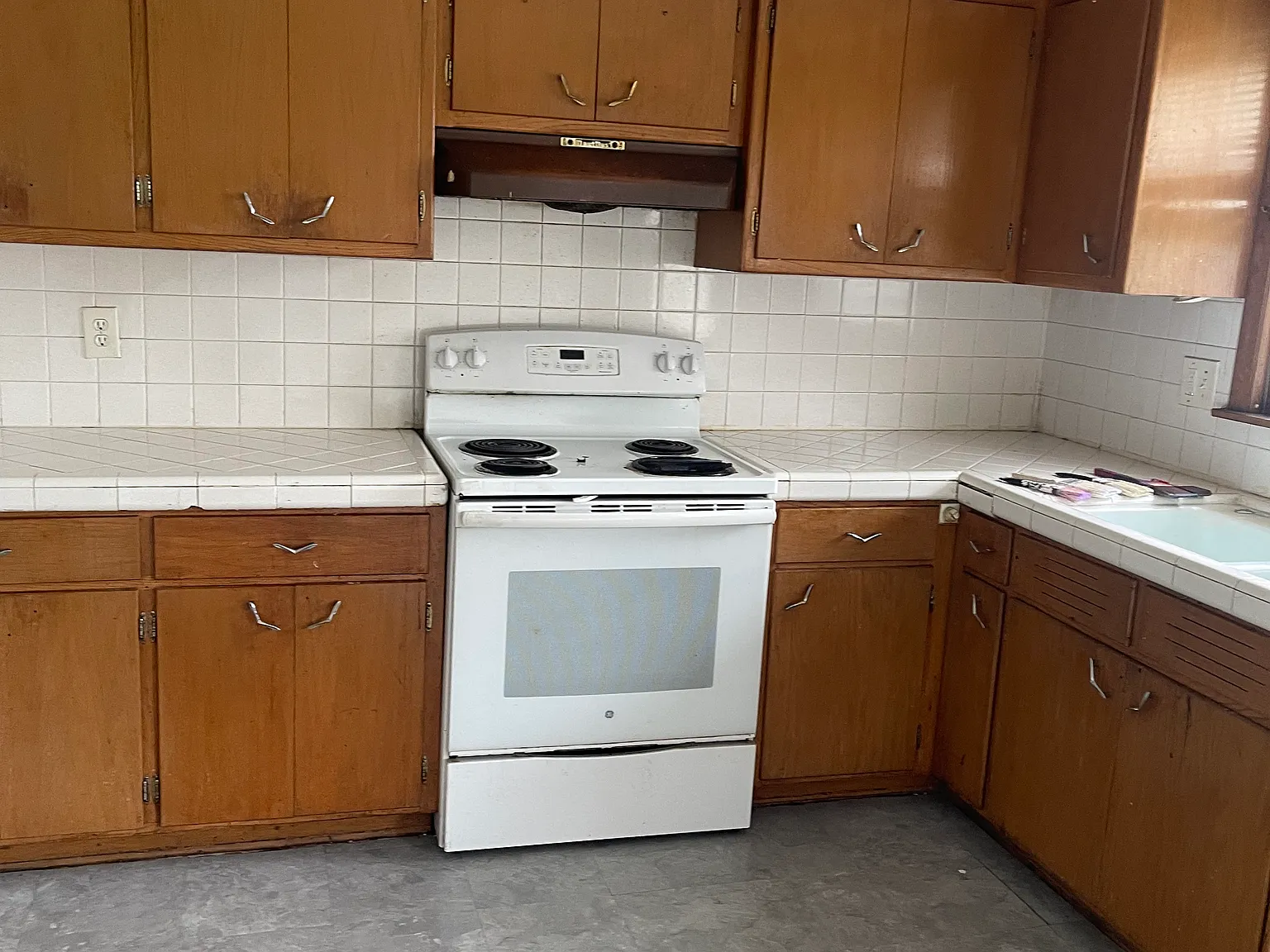 8717 W Hampton Ave — Photo 2