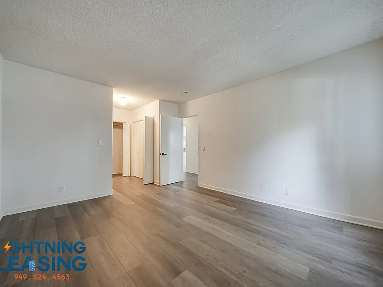 855 10th St #103 — Photo 9
