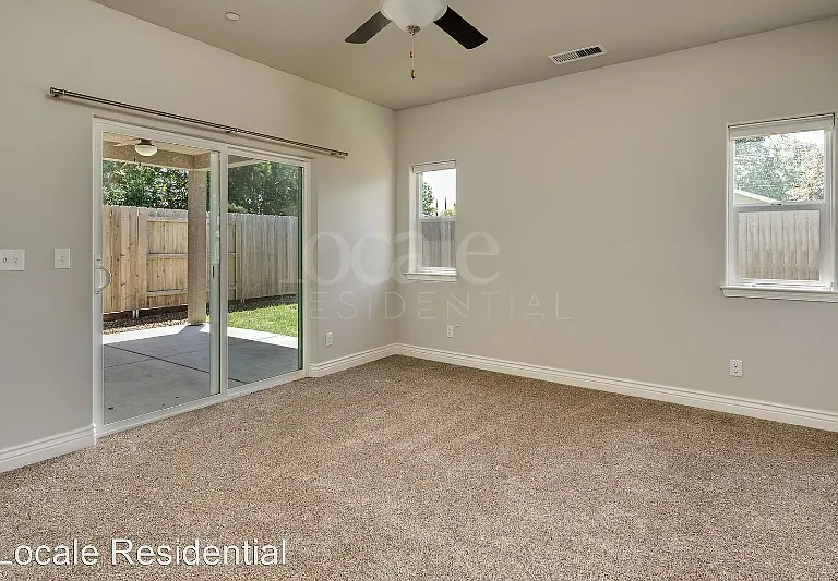 5 Redding Ct — Photo 4