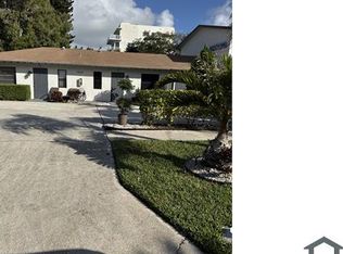 1959 SE 3rd St #F, Deerfield Beach, FL 33441