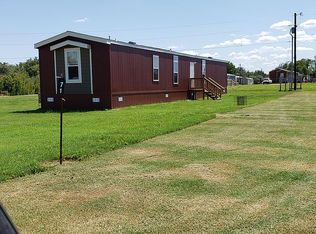 61 Deer Creek Ln, Victoria, TX 77904