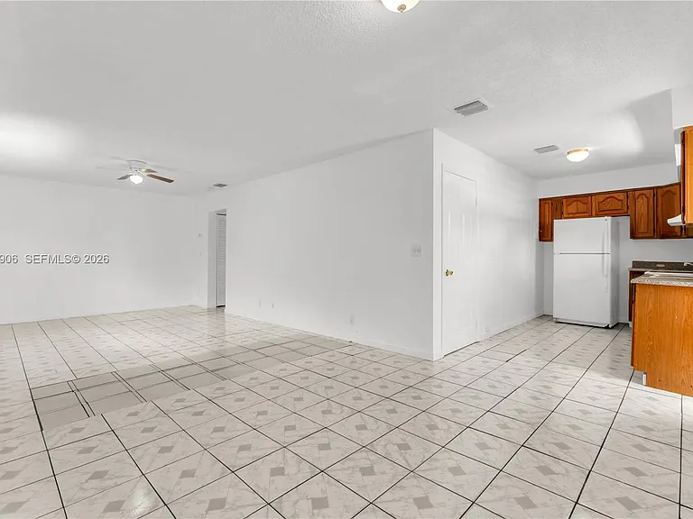 5742 Garfield St #2 — Photo 15