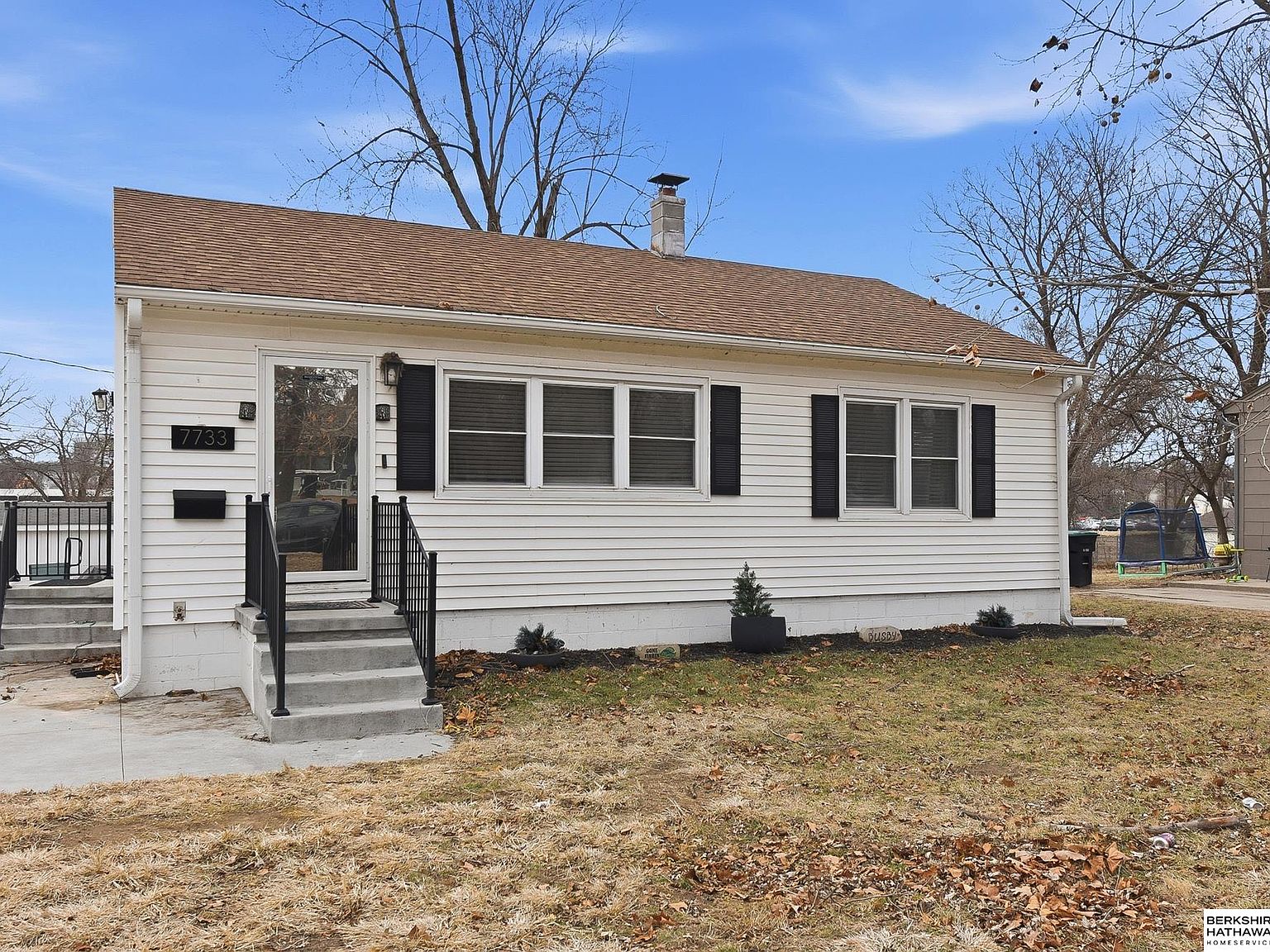 7733 Webster St, Omaha, NE 68114 | Zillow