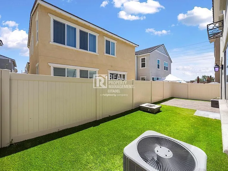 1604 Armijo Pl — Photo 19