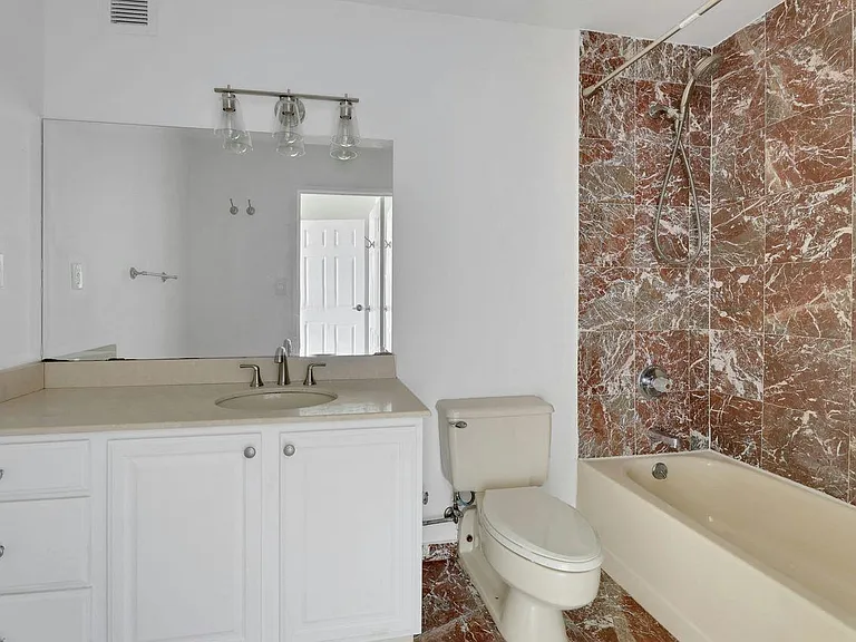 9019 Wall St #6B — Photo 16