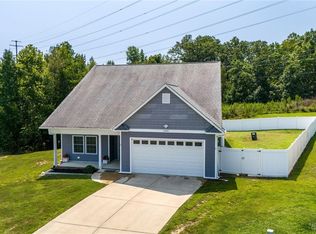 3802 Crows Nest Ct, Hopewell, VA 23860
