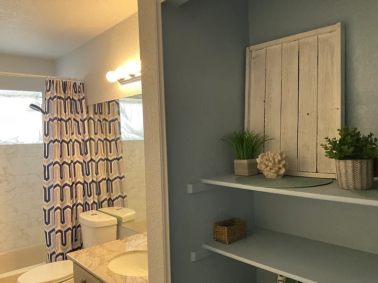 417 Cherry Meadows Ct — Photo 13