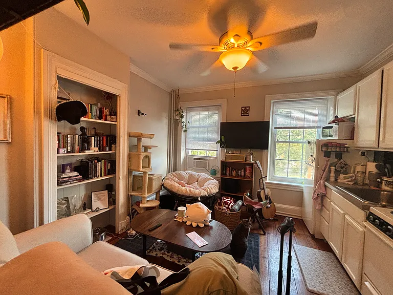 220 S Church St #3 — Photo 4