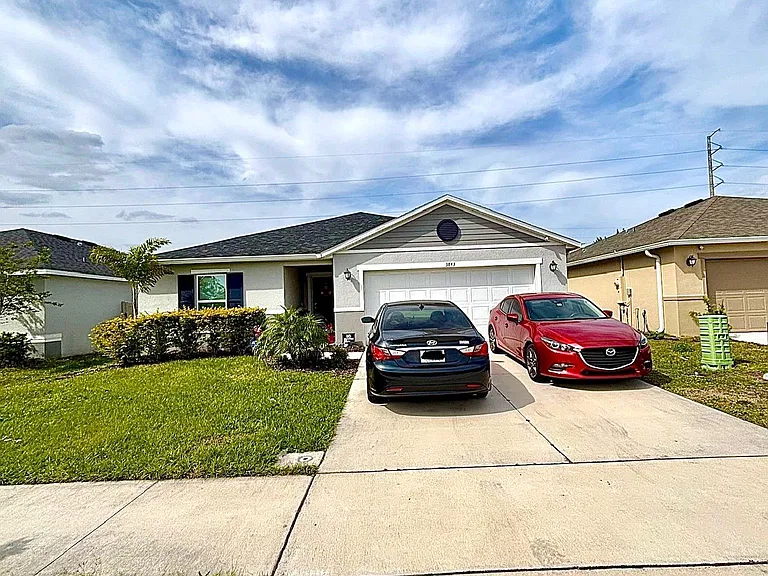 3843 Whitetail Ct — Photo 2