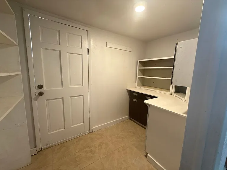 809 Spruce Ave — Photo 23