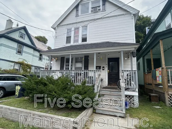 22 Orchard Ter #2, Burlington, VT 05401