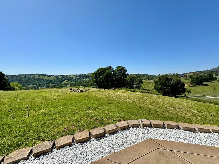 6255 Peacock Way — Photo 48