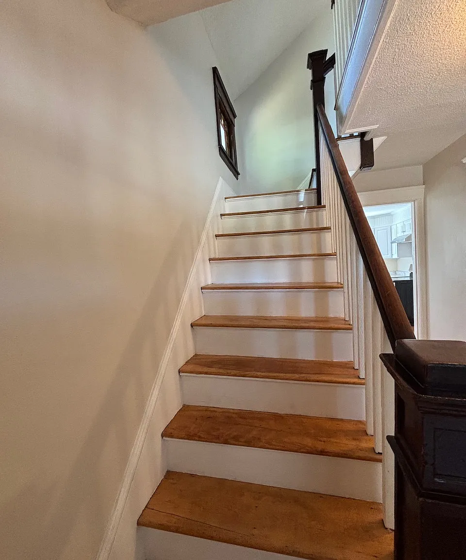 2 bed, 1045 sqft, $2,600 — Photo 4