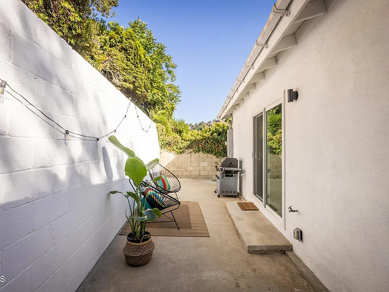 3866 Udell Ct — Photo 32
