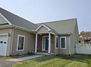 1043 Elk Dr, Christiansburg, VA 24073