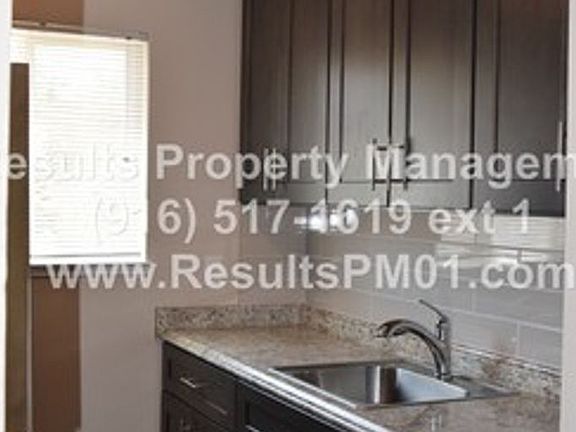 4th image of 212 D St APT 8